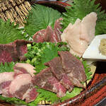 串かつ ごうちゃん - 馬刺し5種