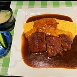 オムライス専門店　タンポポ - 料理写真:トンカツオムライス
