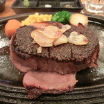 ステーキハウス バロン - （初回訪問時）ステーキヒレ200グラム。