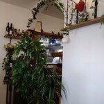 ビストロカフェシュシュ - お席から厨房を。