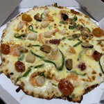 ドミノ・ピザ - シーフード・スペシャル(ホワイトソース) M、1,000円(税別)