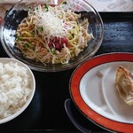 Kouryou Kantori Kurabu Resutoran - 広陵定食 全景 追加385円