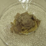 イタリアンレストラン Zucca - サマートリュフの生パスタ・タリオリーニ