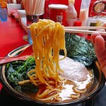 家系ラーメン とらきち家 - 