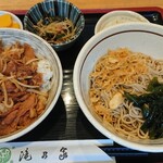 滝乃家 - ピリ辛豚丼セット 1,100円