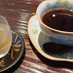 すし・魚菜　たすけ - デザート:梅のシロップ漬けとコーヒー