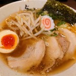 Ra-Men Yoshichi - 令和3年7月
                        しょうゆラーメン 800円