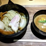 麺屋 周郷 - 煮玉子つけ麺　大（250g）