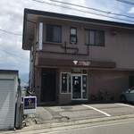 明松館 - 地味な外観