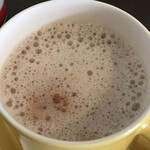 カメイノ食堂 - ジンジャーミルクティー