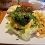 アッパーヤード - 