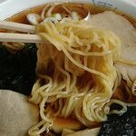 岩幸商店 - 麺アップ