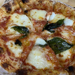 Pizzeria Pino Isola VESTA - 2021年7月。マルゲリータ！