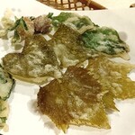中村屋 - 山菜の天ぷら
