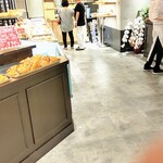 ハートブレッドアンティーク VIERRA小倉店 - 内観