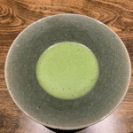 温石 - 大将が立ててくれるお茶で、ホッとご馳走様でした。