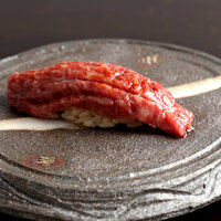 近江牛肉寿司　一貫