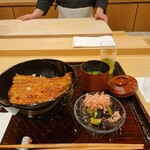 勢麟 - 食事は海鰻の鰻丼、水ナスに削り節、肝吸い