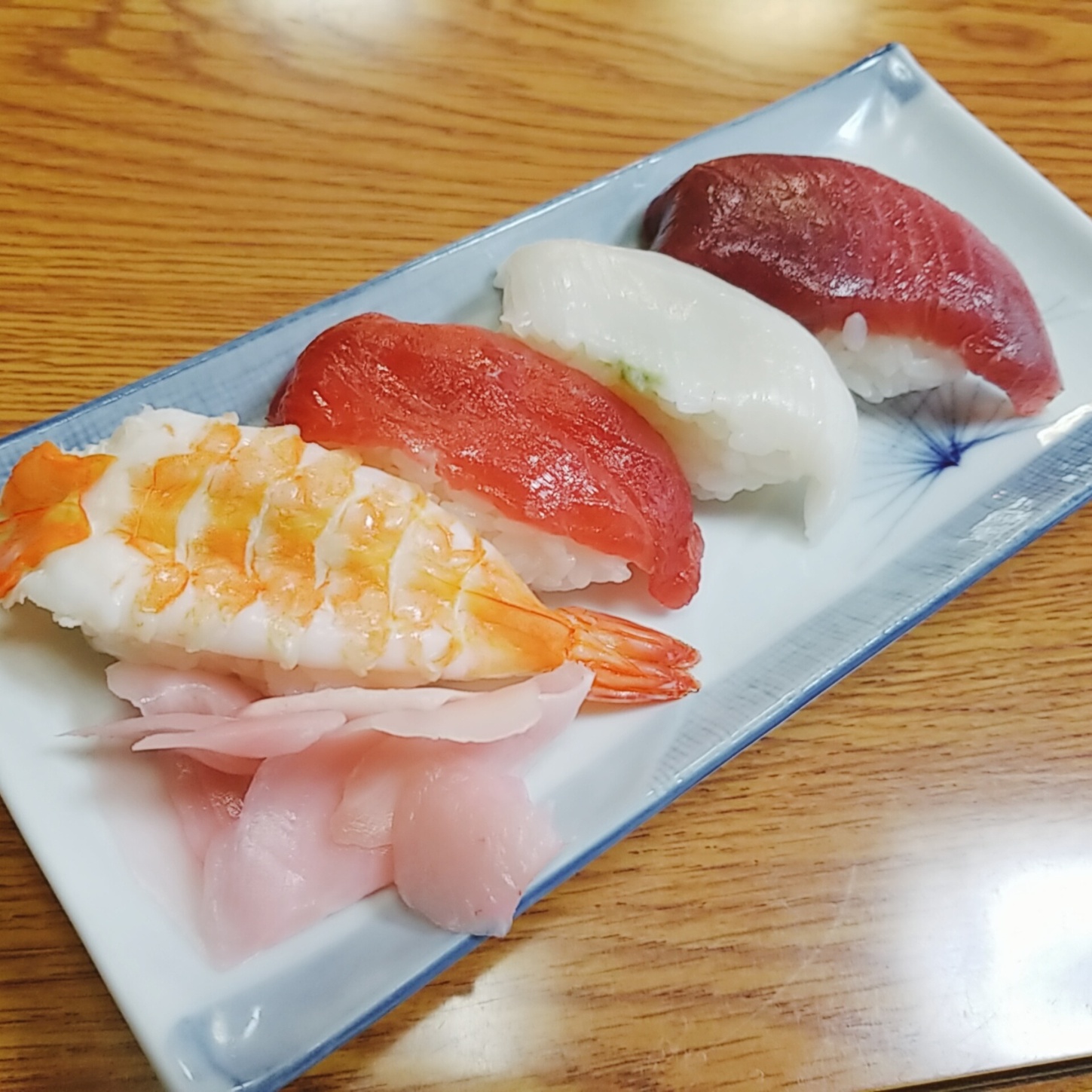 みっつみっつ3さんが投稿したやまはち寿司（岩手/陸中門崎）の口コミ詳細 [食べログ] やまはち寿司