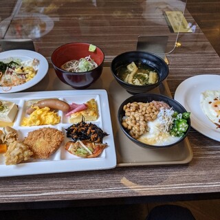 バイキングレストラン ラ・ベランダ_0