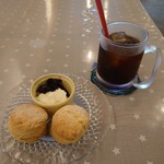 Raku Purasu - スコーン＆コーヒー