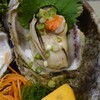 にかほ温泉 旅館いちゑ - 料理写真:焼き岩牡蠣 レモンで