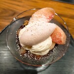 平ちゃん - 桃のパフェ