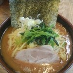 横浜家系 侍 - ラーメン大盛り@￥780