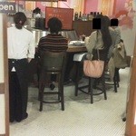 広尾Plates - 201210 plates 　1つ目の入口から(平日12時27分）.jpg