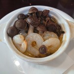 コ・ビアン - エビときのこのアヒージョをアップw