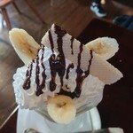 コ・ビアン - 上空から確認！生クリームの盛りヨシ！チョコソースのかかり具合ヨシ！