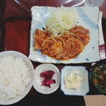 市場食堂 - 豚生姜焼き定食 (780円・税込)