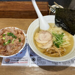 Noukou Niboshi Soba Maru Ni Tachibana - 