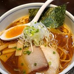 麺処 びぎ屋 - 醤油らーめん800円