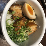 熊本ラーメン ひごもんず - 角煮ご飯 290円