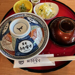 炭焼うな富士 - 