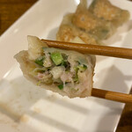 岡本飯店 - 野菜たっぷり焼餃子