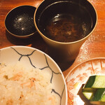弧玖 - 炊き込みごはんともずく味噌汁