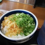 こがね製麺所 - ライス￥（転じてボンビー丼）