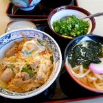 どんどん - 親子丼セット～670円