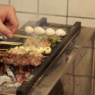 Enjoy delicious Yakitori (grilled chicken skewers) packed with delicious chicken flavor!