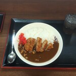 麺屋　まる - すじ肉入りカツカレーライス (税込)600円 (2021.08.03)