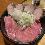 Hom Maguro To Nagoya Meshi Hana Karuta - 本鮪の刺身と炙りの二色丼¥980