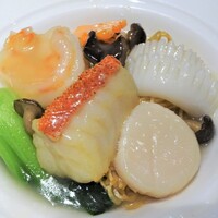 龍天門 - 海鮮あんかけ焼きそば1/2