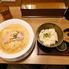 鯛塩そば 灯花 本店