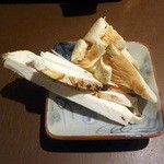 産直屋 たか - 鍋に入れる松茸