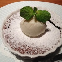 はなもんや - ガトーショコラ（バニラアイス添え）（600円）