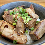 麺屋 しん蔵 - チャーシュー丼 300円