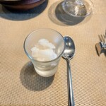 La Brianza - セージとレモンのグラニテ。おいしいお口直し♪ この頃はこちらが定番ですね〜