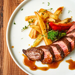 Beef skirt Steak & French cuisine fries